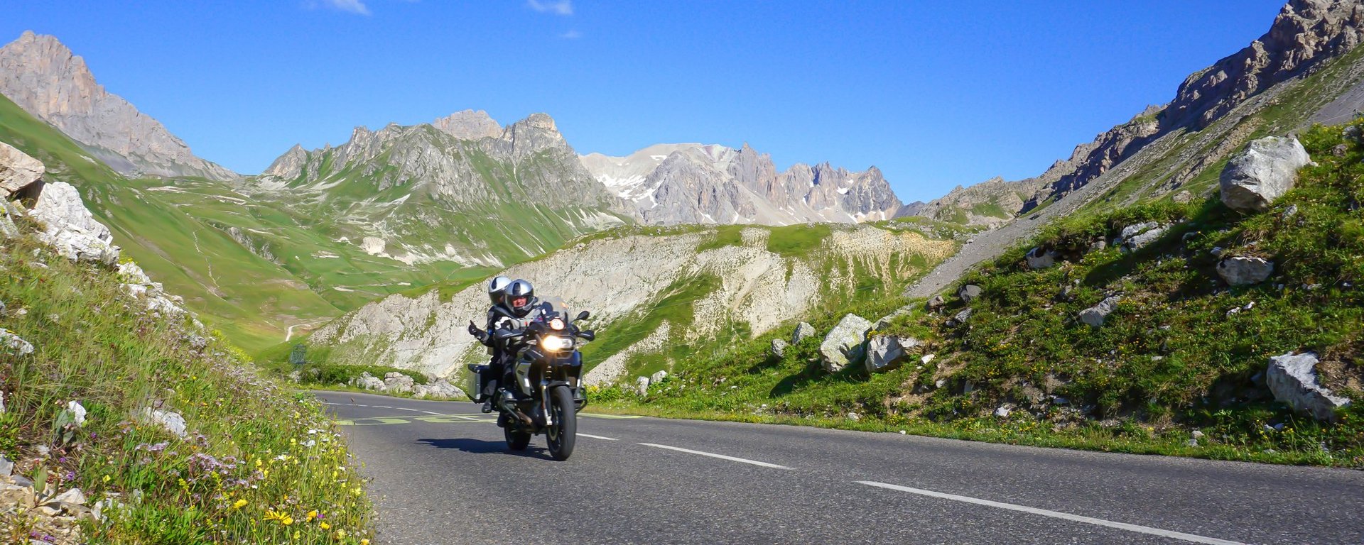 Motorradtour in den Alpen - Die schönsten Alpenstrassen / Hispania Tours